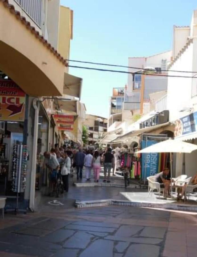 Appart 2 Piscines ,50 M De La Mer Agde Exteriör bild